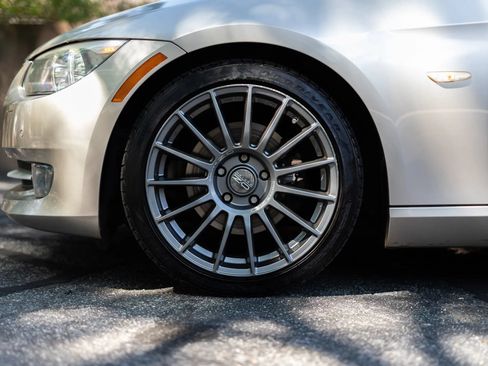 Used 2013 BMW 328i Convertible RWD image 15