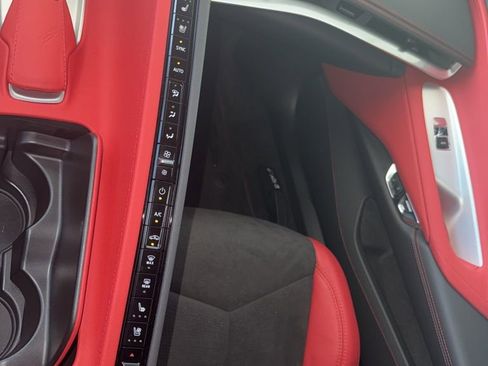 Used 2025 Chevrolet Corvette Stingray w/ Z51 Performance Package image 15