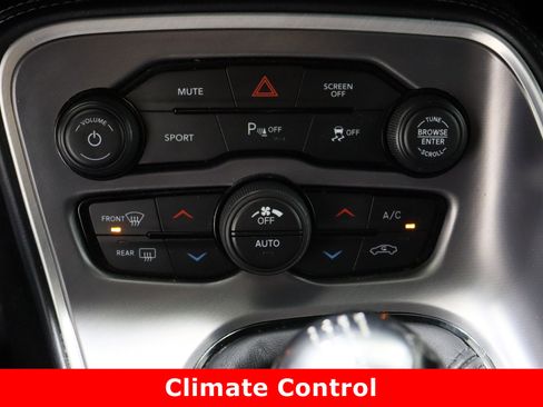 Used 2021 Dodge Challenger R/T w/ Blacktop Package image 20