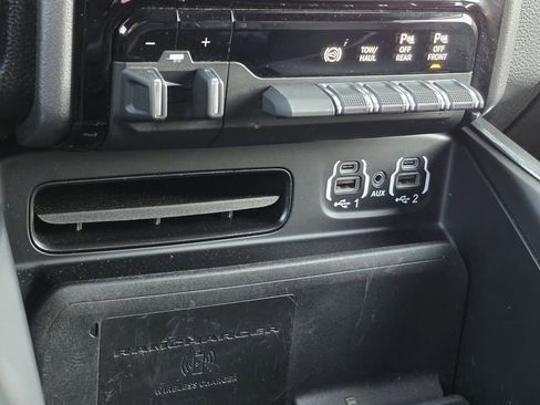 Used 2020 RAM 3500 Laramie image 20