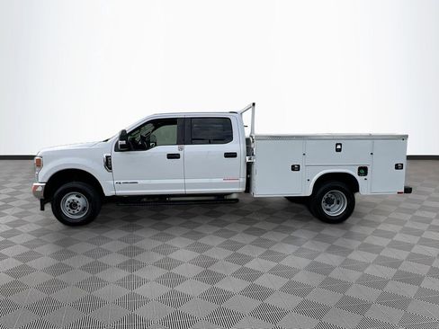 Used 2022 Ford F350 XLT AWD/4WD image 4