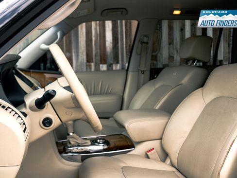 Used 2011 INFINITI QX56 4WD w/ Theater Pkg image 12