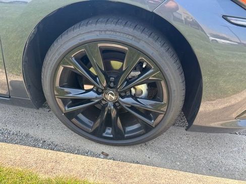 Used 2025 Lexus ES 300h F Sport w/ Accessory Package (Z1) FWD image 4