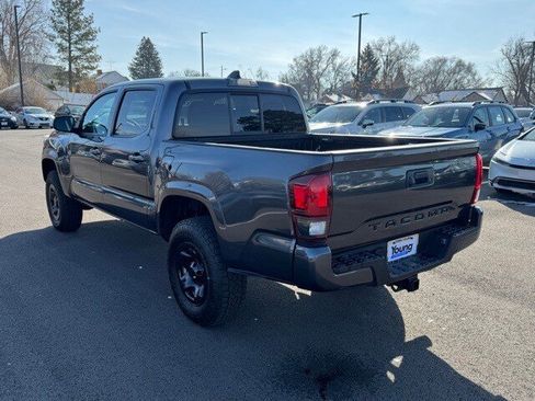 Used 2021 Toyota Tacoma SR image 5