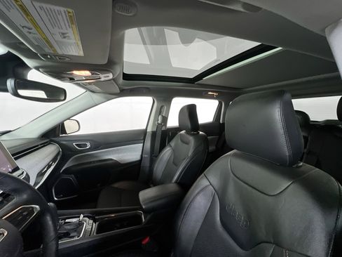 Used 2022 Jeep Compass Latitude w/ Sun and Sound Group image 20