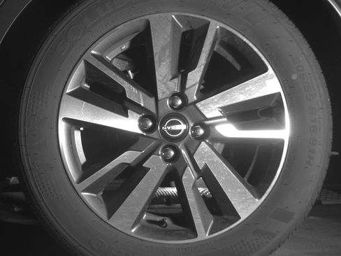 Used 2025 Nissan Versa SV image 14