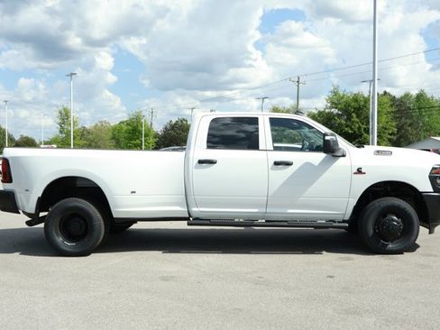 New 2026 RAM 3500 Tradesman image 4