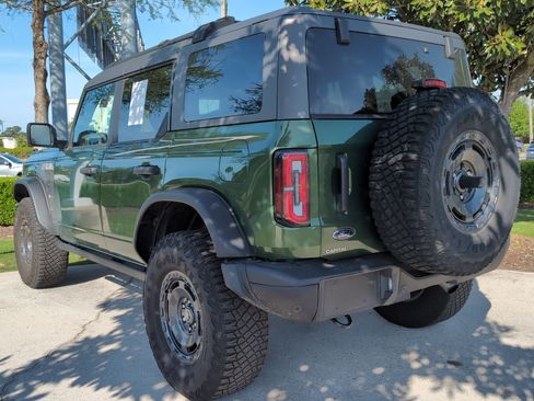 Used 2024 Ford Bronco Everglades image 8