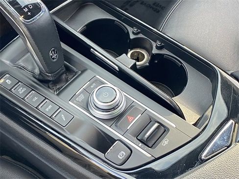 Used 2022 Maserati Levante GT image 18