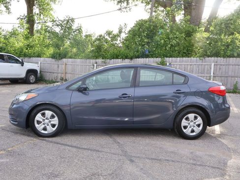 Used 2016 Kia Forte LX FWD image 5