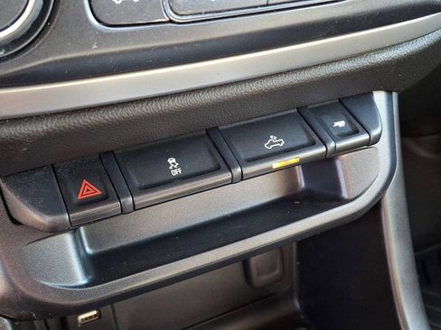 Used 2017 Chevrolet Colorado LT w/ LT Convenience Package image 22