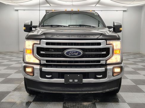 Used 2022 Ford F250 Lariat w/ Chrome Package image 8