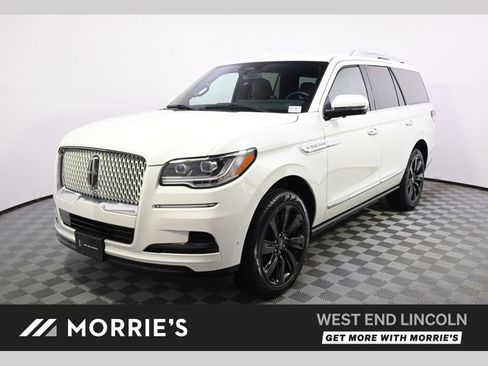 Used 2024 Lincoln Navigator Reserve AWD/4WD image 1