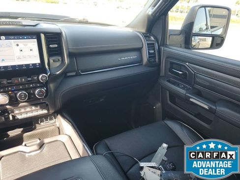 Used 2023 RAM 3500 Limited image 13