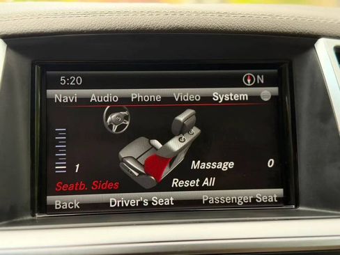 Used 2013 Mercedes-Benz GL 550 4MATIC image 23