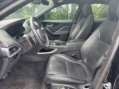 Used 2019 Jaguar F-PACE S AWD/4WD image 3