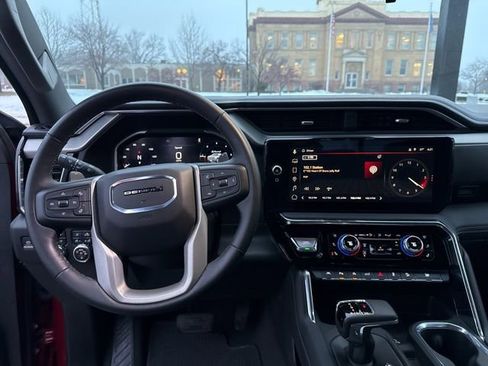 Used 2023 GMC Sierra 1500 Denali w/ Technology Package image 14