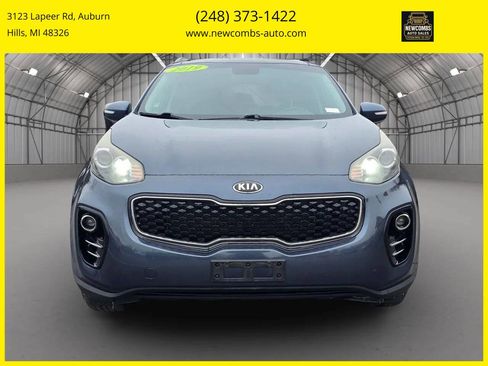 Used 2019 Kia Sportage EX w/ EX Premium Package image 2