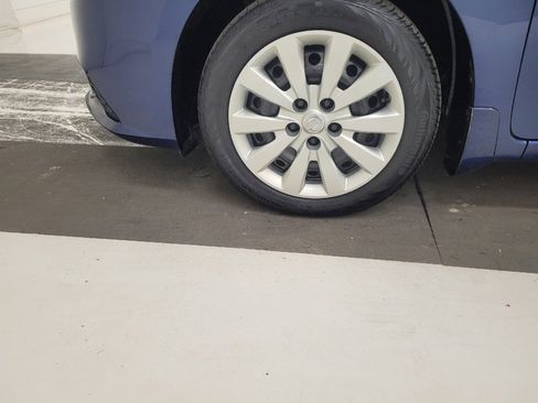 Used 2019 Nissan Sentra S image 31