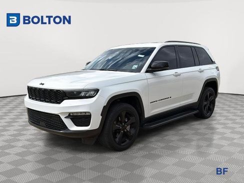 Used 2024 Jeep Grand Cherokee Limited w/ Black Appearance Package image 1