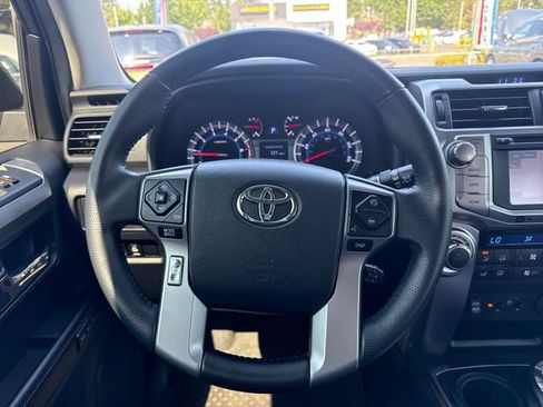 Used 2017 Toyota 4Runner Limited AWD/4WD image 22