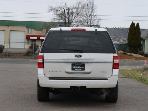 Used 2017 Ford Expedition EL Platinum image 4