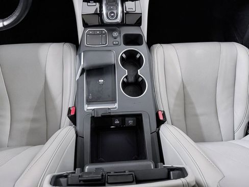 Used 2022 Acura MDX FWD w/ Technology Package image 28