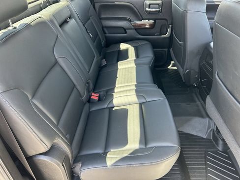 Used 2019 GMC Sierra 3500 SLT AWD/4WD image 13