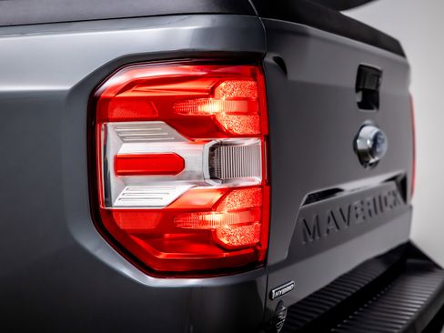 Used 2024 Ford Maverick XLT FWD image 12