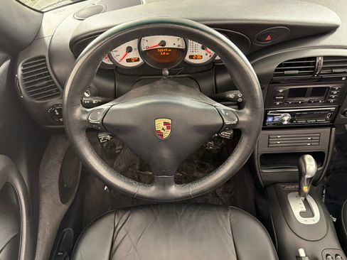 Used 2004 Porsche 911 Carrera RWD image 13