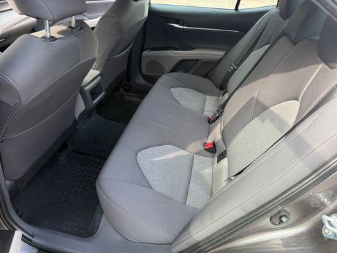 Used 2023 Toyota Camry LE FWD image 17