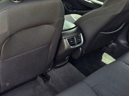 Used 2024 Chevrolet Malibu LT FWD image 31