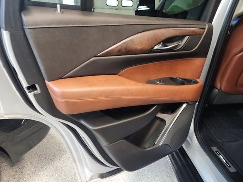 Used 2018 Cadillac Escalade Premium Luxury w/ LPO, Radiant Package image 11