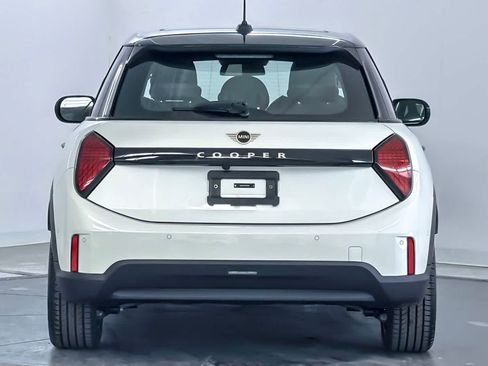 New 2026 MINI Cooper 4-Door Hardtop FWD image 7