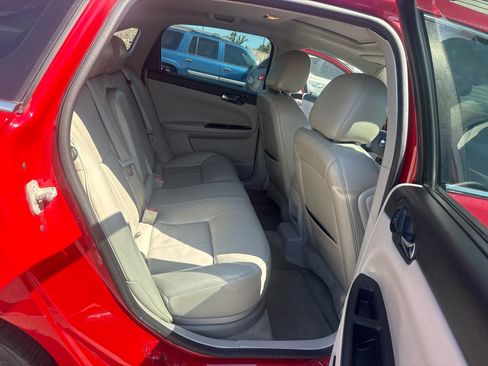 Used 2010 Chevrolet Impala LTZ FWD image 11