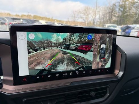 Used 2025 Ford Bronco Sport Outer Banks w/ Outer Banks Tech Package+ image 9