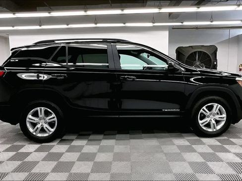 Used 2023 GMC Terrain SLE w/ Driver Convenience Package AWD/4WD image 15