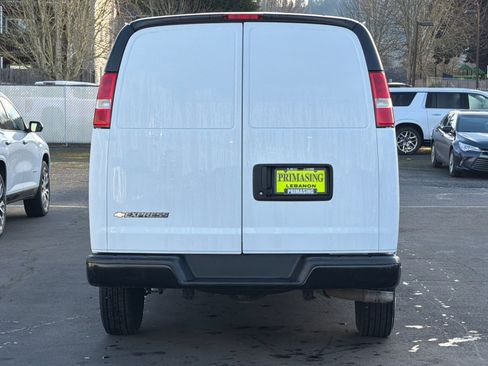 Used 2023 Chevrolet Express 2500 Extended w/ Driver Convenience Package image 5