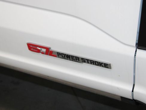 Used 2024 Ford F350 Lariat w/ Tremor Off-Road Package image 13