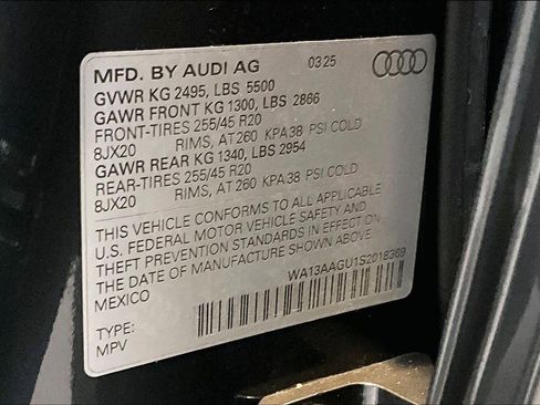 Certified 2025 Audi Q5 Prestige image 33