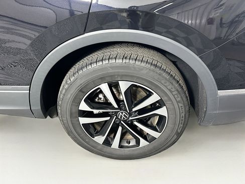 Used 2022 Volkswagen Tiguan S FWD image 11