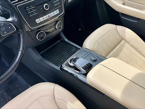 Used 2019 Mercedes-Benz GLS 450 4MATIC image 17