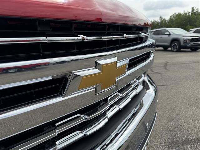 Used 2021 Chevrolet Silverado 1500 LTZ w/ LTZ Premium Package AWD/4WD image 9
