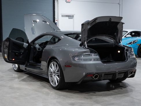 Used 2010 Aston Martin DBS image 35