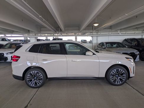 New 2026 BMW X3 xDrive30 w/ Premium Package AWD/4WD image 3