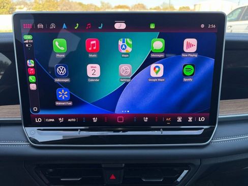 Used 2026 Volkswagen Tiguan SEL R-Line image 10