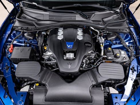 Used 2019 Maserati Ghibli S GranSport Q4 AWD/4WD image 19