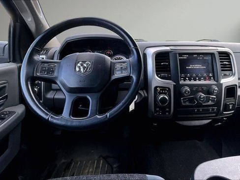 Used 2019 RAM 1500 Big Horn AWD/4WD image 9
