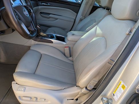 Used 2015 Cadillac SRX Luxury w/ Driver Awareness Package image 14