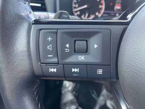 Used 2023 Nissan Rogue SV w/ SV Premium B Package AWD/4WD image 17